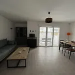 Appartement T3 De 66M² Avec Terrasse, Parking Et Proche Jetee Thiers, Centre-Ville D'Arcachon - Fr-1-374-209