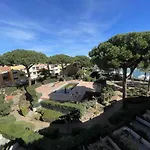 Appartement Climatise Avec Terrasse, Piscine Et Garage, Proche Plage Et Port - Fr-1-723-78