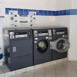 Belle Maisonnette Dans Residence Avec Piscine