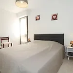 Bel Appartement T2 Avec Loggia A 2 Min Des Thermes, Wi-Fi, Classe 2 Etoiles - Fr-1-553-211