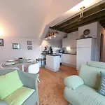 Appartement Duplex A Carnac - 33M², Terrasse, Parking - 100M Des Plages - 4 Pers. - Fr-1-477-56