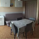 Appartement T2 Avec Piscine, Proche De La Plage Et Du Port