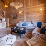 Sublime Semi Detached Chalet Facing The Mont Blanc