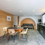 Appart 1 Ch - Ski Au Pied - Parking - Wifi - 4 Pers - Fr-1-437-89