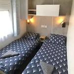 Mobile Home De Standing