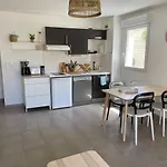 Appartement T2/4 Personnes, Proche Plage Familiale
