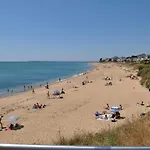 Appartement T2/4 Personnes, Proche Plage Familiale