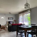 Sejour Au Coeur De Jard-Sur-Mer : Maison Avec Terrasse Et Garage Pres De La Plage ! - Fr-1-336-125