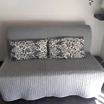 Studio Avec Piscine A 2 Pas De La Plage