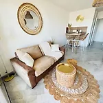 Studio Chic & Cosy Vue Mer, Clim, Parking