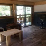 Appartement Avec Vue Panoramique A Champagny - La Joubarbe