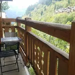 Appartement Avec Vue Panoramique A Champagny - La Joubarbe