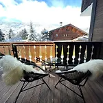 Megeve -White Aster- Charming Renovated Apartment