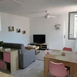 Superbe Appartement A 40 Metres De La Plage