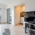 Apartment Les Flots Bleus-8 By Interhome