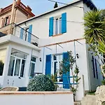 Marseille-Au-Bord-De-L'Eau