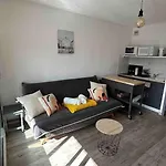 Studio Cosy A Deux Pas De La Plage !