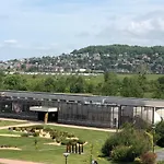 Le Tennis Garden