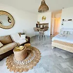 Studio Chic & Cosy Vue Mer, Clim, Parking