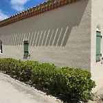 Charmant Pavillon T2 Avec Terrasse Et Parking Prive, Pres Commerces Et Plage Privee Au Barcares - Fr-1-81-259