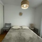 Bel Appartement T2 En Centre-Ville D'Arcachon Avec Balcon, A 200M De La Plage Et Proche De La Gare - Fr-1-474-243