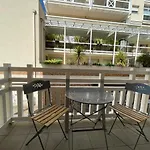 Bel Appartement T2 En Centre-Ville D'Arcachon Avec Balcon, A 200M De La Plage Et Proche De La Gare - Fr-1-474-243