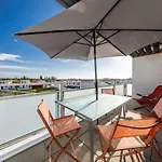 Appartement Neuf Pmr, 3 Pieces, Centre De Saint-Pierre, 4 Couchages, Jardin, Balcon, 3 Etoiles - Fr-1-246A-245