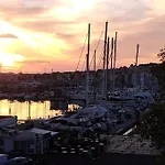 Magnifique T2 Duplex Vue Port