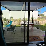 Charmante Maison A 2 Pas De La Mer Avec Son Jardin Pour 2 Adultes Et 2 Enfants