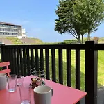 Appartement 2 Pieces En Rez-De-Chaussee Dans Residence Avec Acces Direct A La Plage