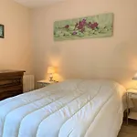 Appartement Avec Wifi, Parking, Balcon-Terrasse Et Ascenseur A Perros-Guirec - Fr-1-368-354