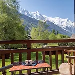 Chalet De L'Aiguille With View On Mont Blanc