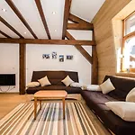 Duplex Centre Chamonix Avec Parking Et Wifi - Fr-1-343-240