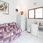 Chaleureuse Villa A Gruissan - 6 Pers, Pres De La Plage, Garage, Cuisine Equipee, Confort Moderne - Fr-1-409A-17