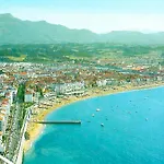 T2 A Pied De Plage Sur Ancien Hotel Chic, Samedi A Samedi