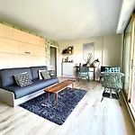 Beau Studio Terrasse Vue Jardin - A 2 Pas De La Mer