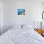 Bright 60M Near The Beach