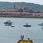 Port Caneta Hendaye Appt 55 M Class 2 Etoiles