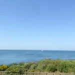 Superbe T2 Renove Face Mer Avec Parking, Proche Plage Et Commerces, Les Sables D'Olonne - Fr-1-325-69