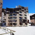 Appartement Montagne Renove - Balcon, Parking, Proche Pistes, Commerces Et Navettes - Fr-1-344-800
