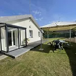 Maison Paisible Proche De La Plage Avec Jardin Et Equipements Complets - Fr-1-361-491