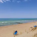 Petite Maison A 150M De La Plage