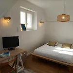 Maison Au Coeur Du Bourg, Plages A Pied