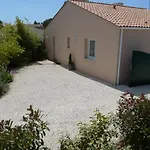 Gites De L'Allerie Maison Ou Studios