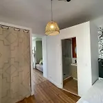 Studio Biarritz 2 Min Halles, 3 Min Plages, Plein Centre.