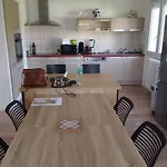 Spacious And Cosy 80 M House Located In Sene
