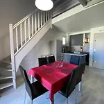 Appartement Renove 2** A 5 Min De La Plage Avec Parking Et Balcon, Ideal Pour 4 Personnes - Fr-1-732-10