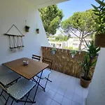 L Or Des Sables, La Petite Motte