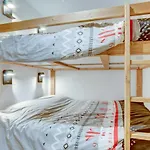 Frenes Hauts 002 Deux Pieces Cabine Pour 4 6 Personnes Au Pied Des Pistes Du Pleney