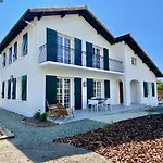 Villa Familiale Proche Des Plages Avec Piscine Chauffee